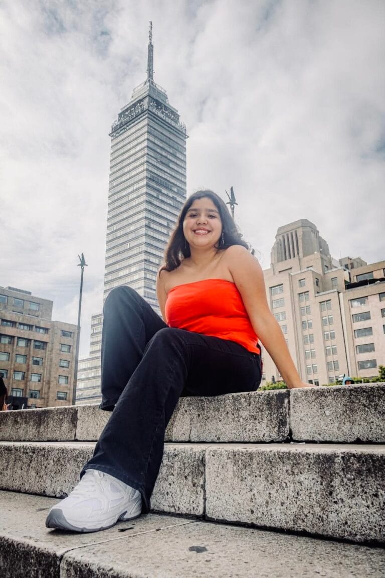 b2ee4bd2dad4b32a21c258431b0e595e